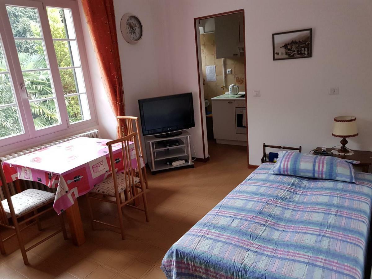 Casa Ubaldo Apartment Канеро Ривиера Екстериор снимка